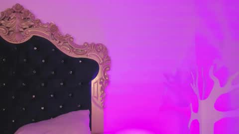 Ari  online show from November 27, 9:06 am