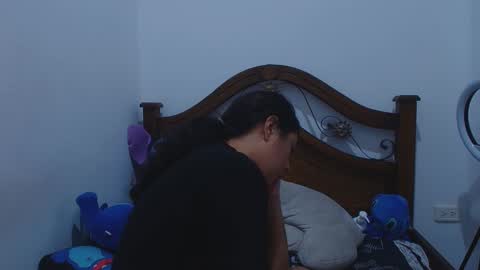 aria_arthur online show from October 6, 11:17 am