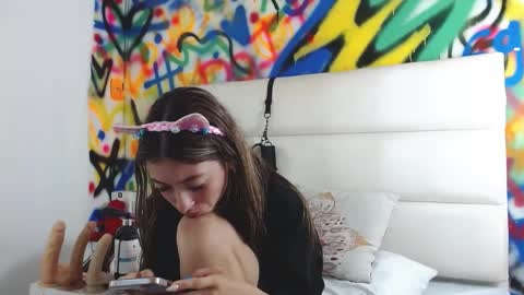 Snapshot of aria_martiin chatting on March 3, 6:03 pm aria online show from March 3, 6:03 pm