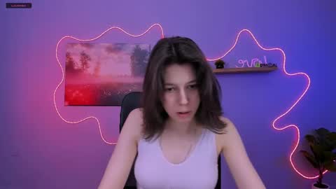 aria_wild_ online show from April 12, 6:34 pm