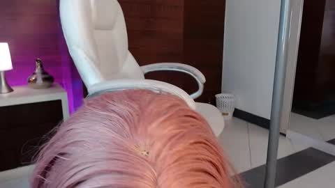 Ariadna online show from January 18, 3:15 am