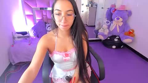 ariadnacappelletty online show from March 27, 4:19 pm