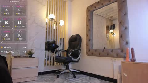 aria  online show from November 27, 8:16 pm