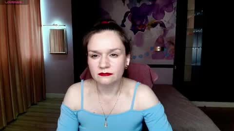 AriaGray online show from May 9, 8:09 am