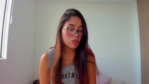 Aria Montgomery online show from October 18, 4:22 pm