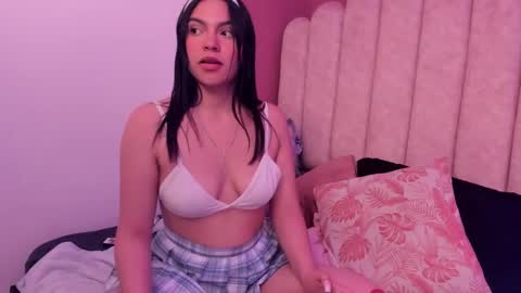 ariana__clauss online show from November 18, 7:39 pm