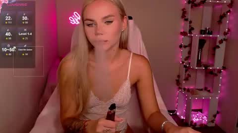 Lilli 3 online show from June 29, 3:36 am