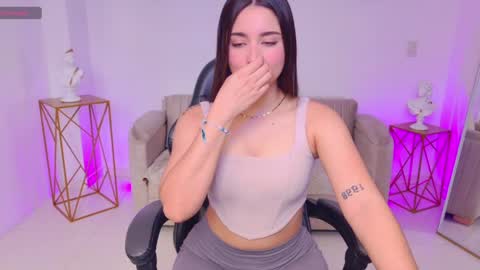 Ariana online show from May 12, 4:16 pm