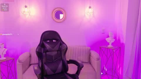 Ariana online show from November 1, 2:56 am