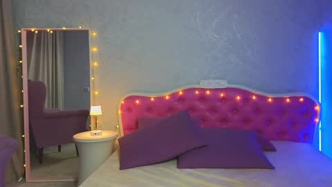 Snapshot of ariana_petite chatting on January 26, 11:50 pm Ariana online show from January 26, 11:50 pm