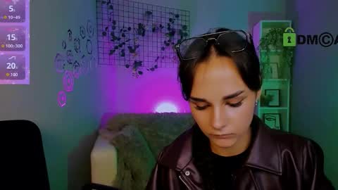 ariana_ross7 online show from October 1, 7:24 pm