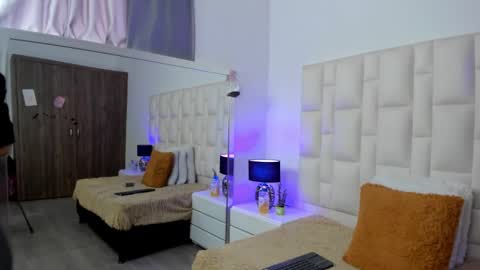  ariana  online show from March 5, 5:44 pm