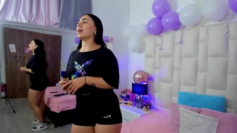  ariana  online show from November 6, 5:27 pm