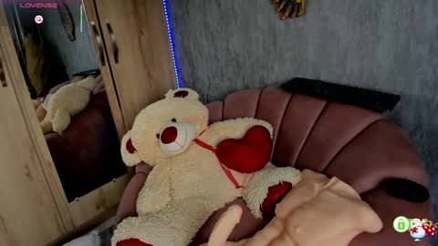 cristina online show from February 24, 3:53 pm