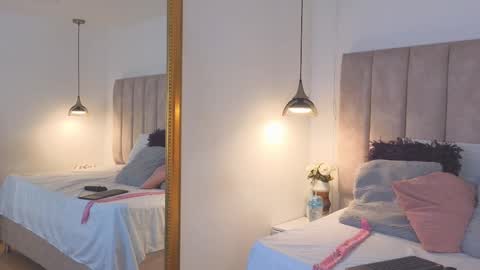 Ariana  online show from September 30, 8:41 pm