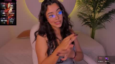 arianapierce online show from October 10, 1:39 pm