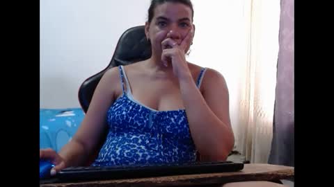 ariannaloovel online show from February 13, 4:28 pm