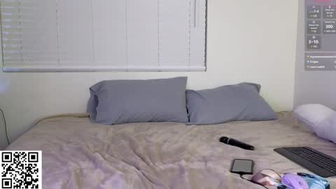 Arianna Pea online show from January 28, 7:11 am