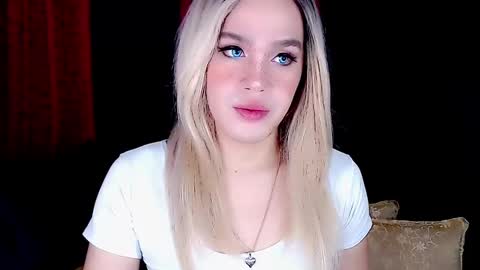 ARIANNE CUMS  online show from January 27, 1:37 am