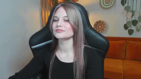 Aria online show from September 23, 6:03 pm