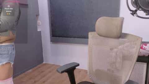 Ari CD online show from March 13, 12:08 pm