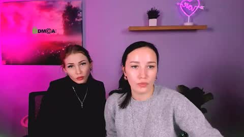 ariel_shadow online show from November 19, 1:54 pm