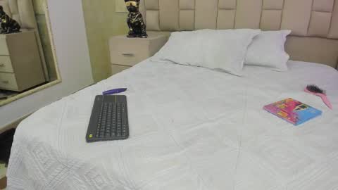 arielbasquiat online show from January 14, 7:05 am