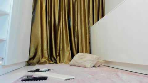 Ariel online show from March 8, 5:59 am