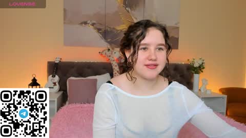 Snapshot of ariella_sol chatting on January 30, 1:22 am Ariella GTM3 Tue Wed Thu Fri Sat 0400 am-1030pm online show from January 30, 1:22 am