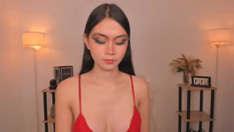 MIRA GREYSON online show from March 27, 4:30 pm