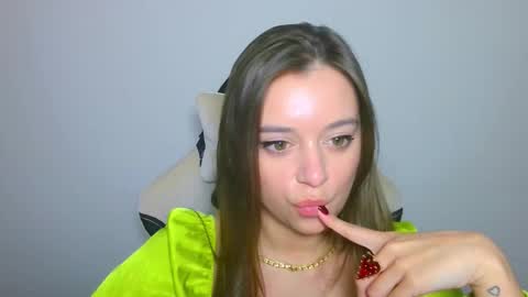 Ariel online show from October 23, 1:12 pm