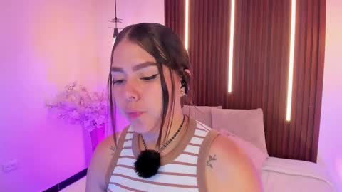  Arianna  online show from March 3, 3:41 pm