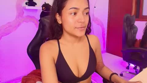 Snapshot of ariianagrey chatting on September 17, 6:28 am Ariana Grey online show from September 17, 6:28 am