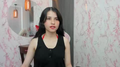 arisha_lee2 online show from January 2, 4:24 pm