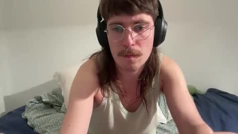 Ariste online show from October 19, 1:27 pm