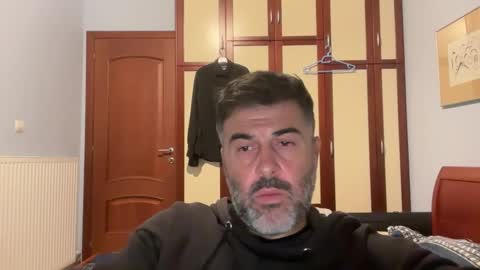 share online show from November 8, 11:52 pm