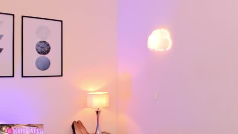   Nice to meet you  thumb up me please its important I  LOOK MY BIO DOWN online show from October 24, 6:03 am