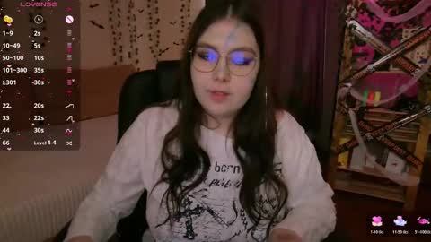 Astrid online show from October 31, 2:23 am