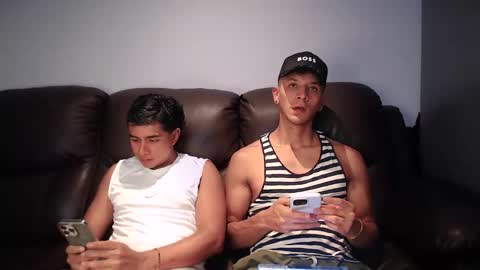 Snapshot of arlen_lexxx chatting on October 3, 5:05 am arlen_lexxx online show from October 3, 5:05 am