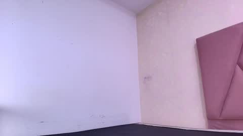 Arleth  online show from October 1, 3:05 am