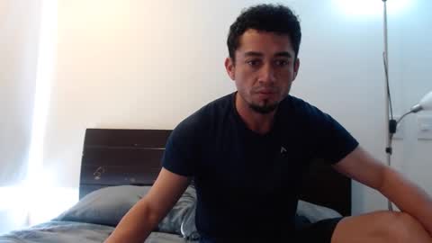Armand online show from January 7, 8:42 pm