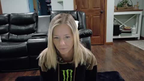 Samantha - Sammie online show from January 16, 4:50 pm