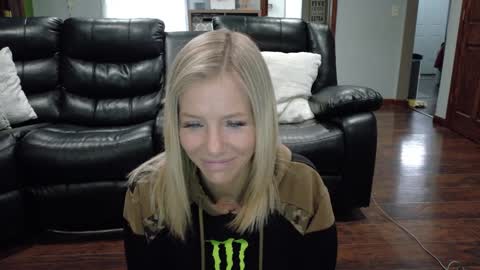 Samantha - Sammie online show from February 19, 1:28 pm