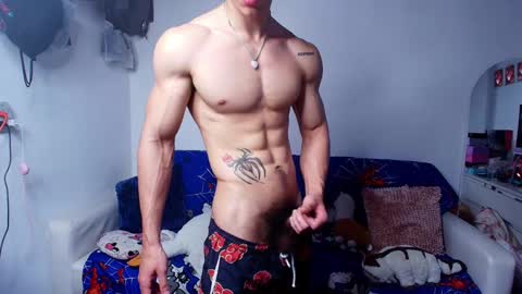 arnold black online show from February 3, 10:32 pm