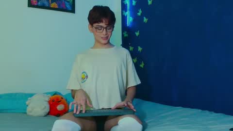 Arnold online show from October 28, 6:14 am