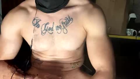 aroddriguezz2020 online show from September 15, 11:44 am