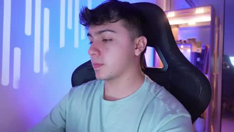 aron__cooper online show from May 20, 2:08 am