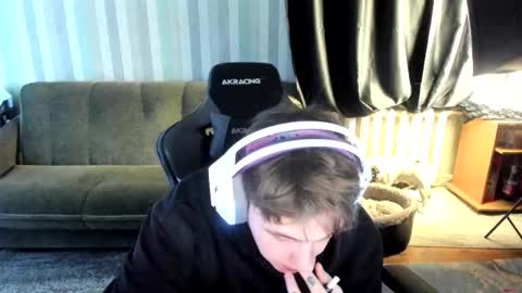 biggest penis  online show from January 12, 6:53 am