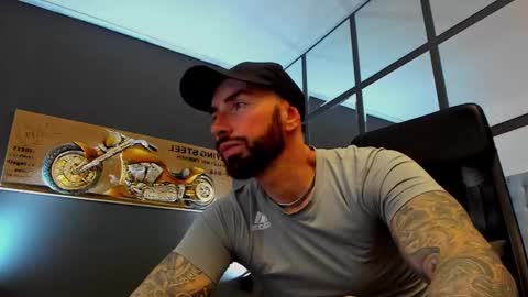 AronGrant online show from December 21, 11:27 am