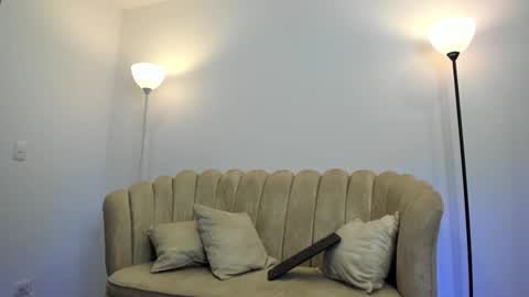   online show from September 12, 1:29 am